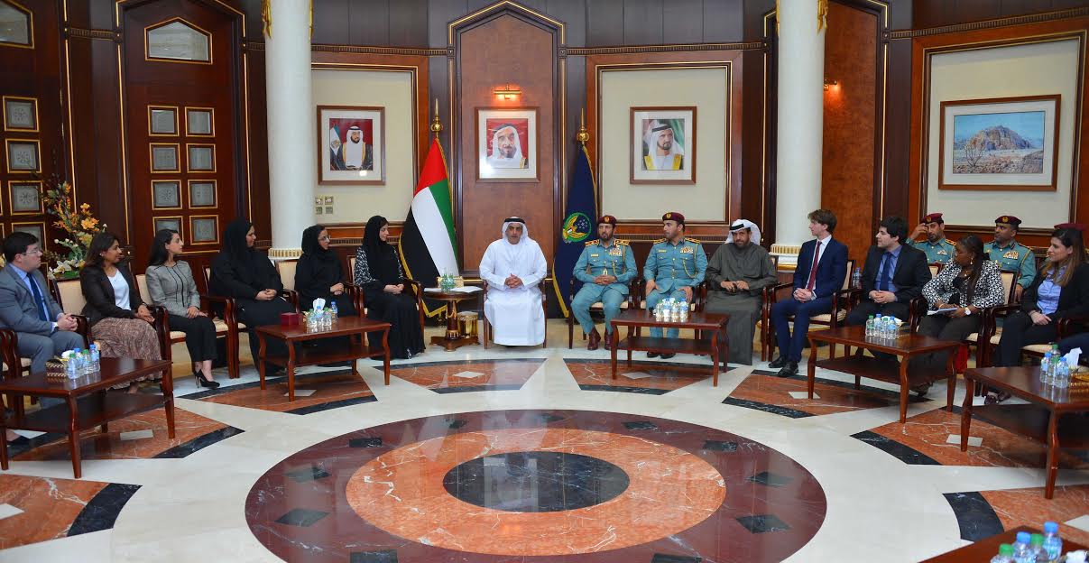 Saif bin Zayed meets delegation from Harvard University 